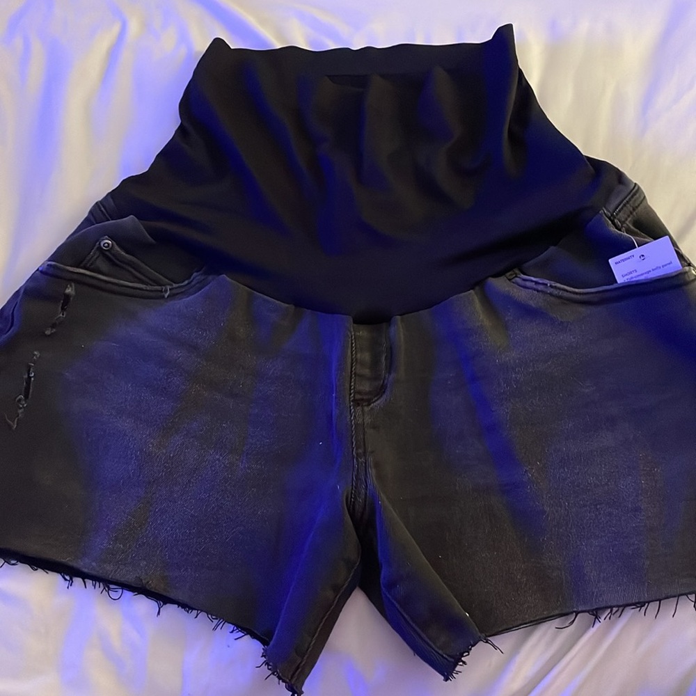 NWT Sonoma Maternity Full-coverage belly band Shorts